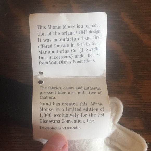 1993 Gund Reproduction of 1947-48 Minnie Mouse Doll Limited Addition - Picture 5 of 5